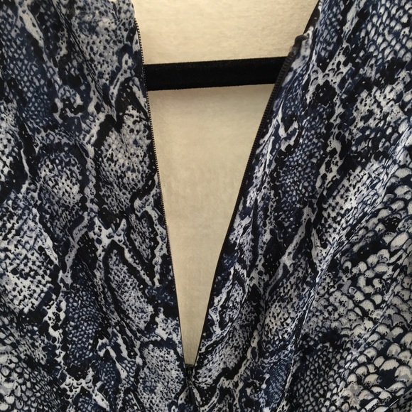 Reformation Scarlett serpent print mini dress. - Picture 10 of 11